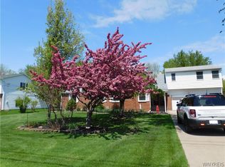 720 Fisher Rd, Buffalo, NY 14224