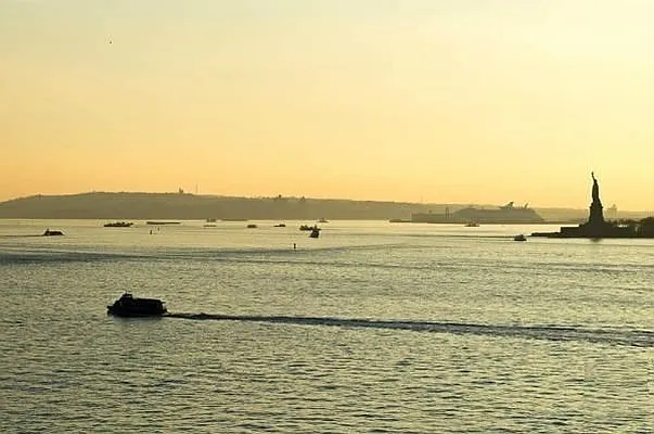 Rented by Level Group | media 15