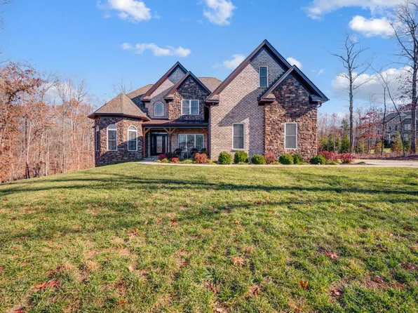 1088 Two Bid Rd, Evington, VA 24550