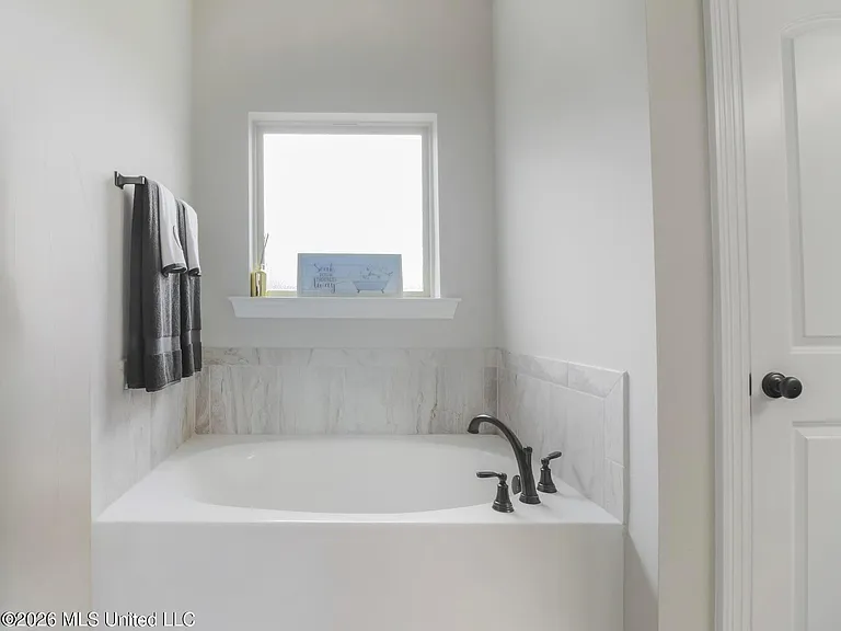 3700 Victor Ln — Photo 14