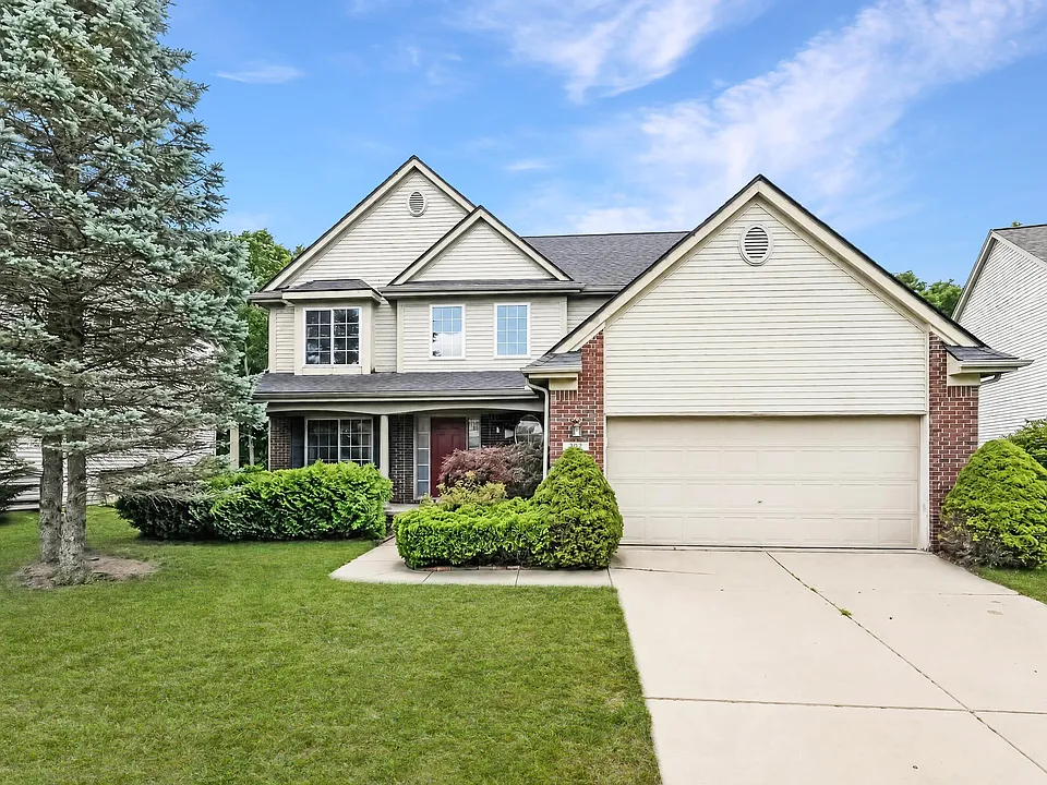 392 Sedgewood Ln