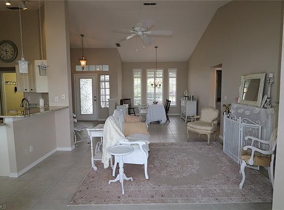 4th image of 2101 Rio Nuevo Dr