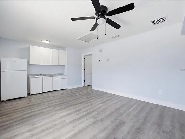 713 Washington Palm Loop #FRONT — Photo 3