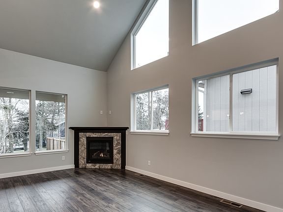 4th image of 4303 E 15th Ave
