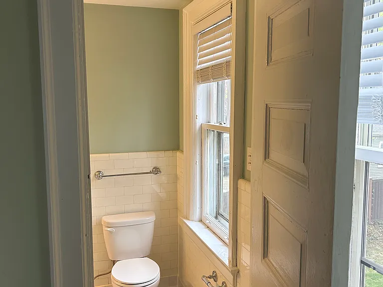 368 Linwood Ave #4 — Photo 18