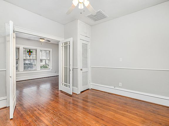 3rd image of 5962 Lewis St