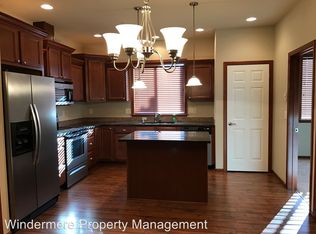 660 Telegraph Rd #301, Bellingham, WA 98226