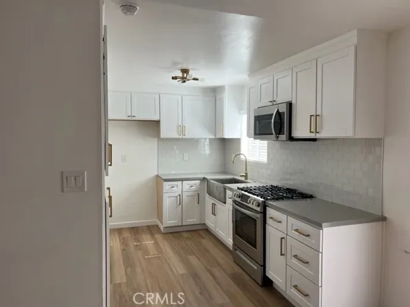 410 E Plymouth St, Long Beach, CA 90805