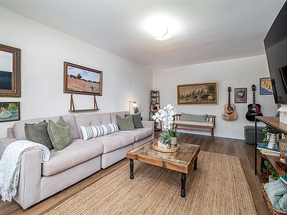 5th image of 411 Merrick Road #A