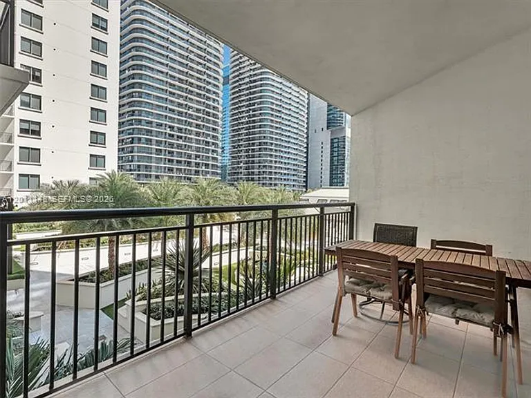 999 SW 1st Ave #CU-1201 — Photo 7