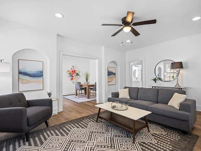 1801 N Polk St — Photo 3