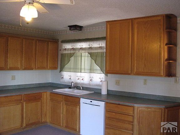 2nd image of 41 Dundee Ln