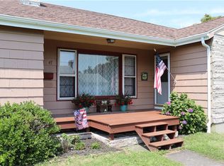 47 Arbor Ter, Tiverton, RI 02878