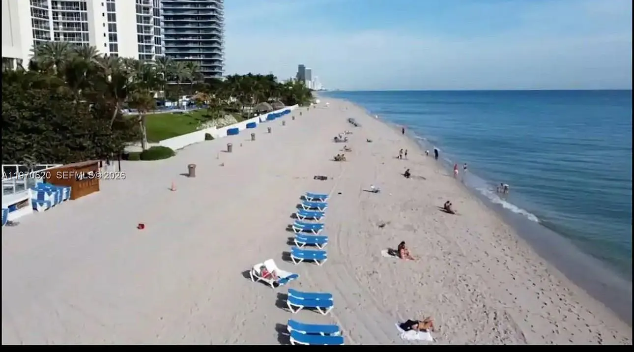 The Aventura Beach Club C — Photo 4