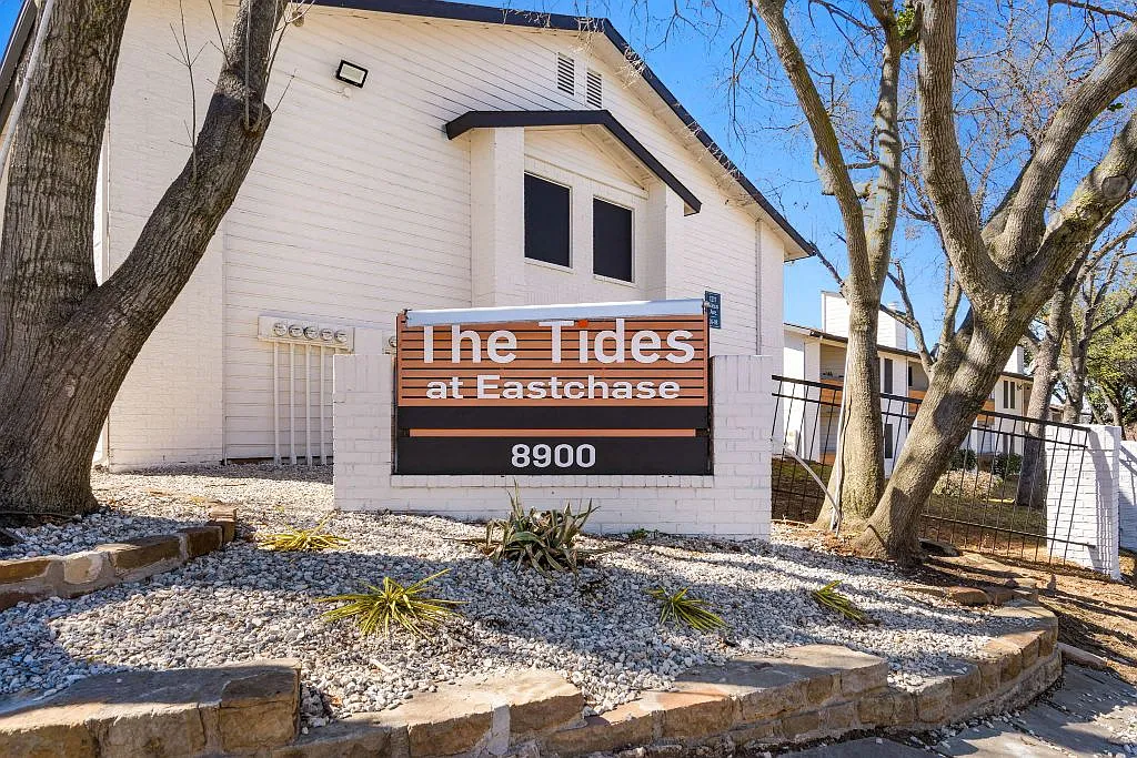 Tides at Eastchase — Photo 1