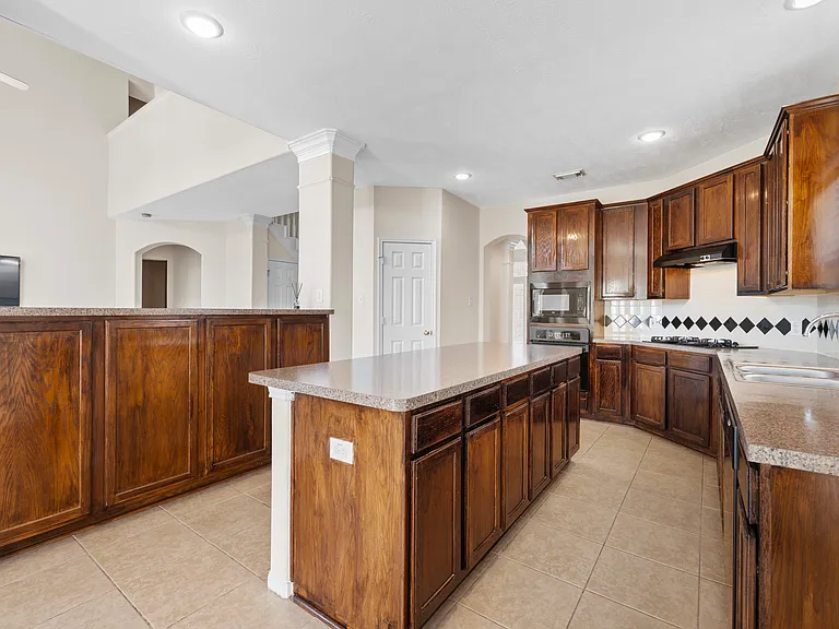 1111 Blue Leaf Dr — Photo 26