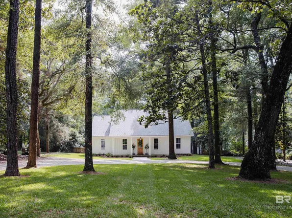 23875 2nd St, Fairhope, AL 36532