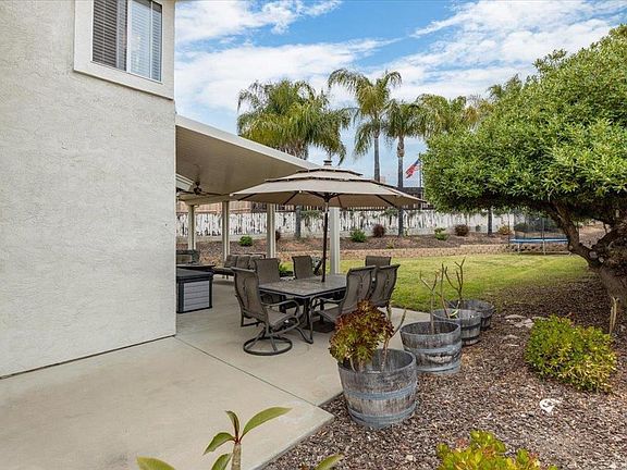 4th image of 9298 Ramona Ct