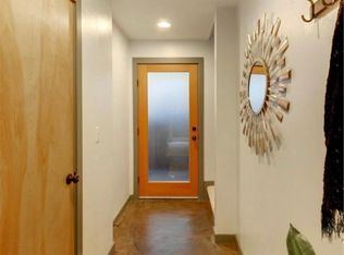 4028 Pasadena Pl NE, Seattle, WA