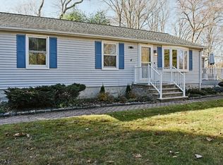 897B Green Pond Rd, Rockaway, NJ 07866