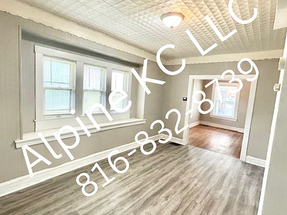 2nd image of 1417 Denver Ave