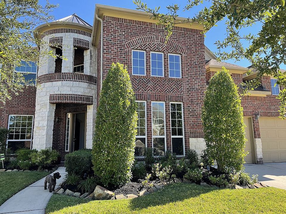 1st image of 25815 Oakwood Knoll Dr