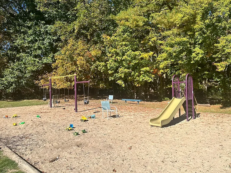 136 Algonquin Trl — Photo 23