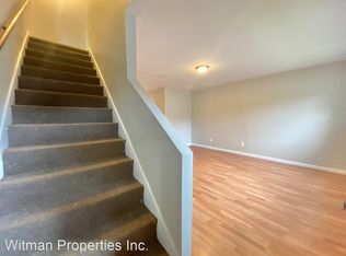 382 Walnut St, Springfield, MA 01105