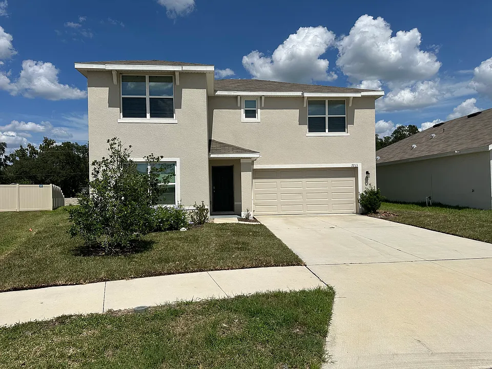 7715 Rosewood Garden Loop