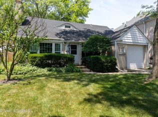 6868 N Kilpatrick Ave, Lincolnwood, IL