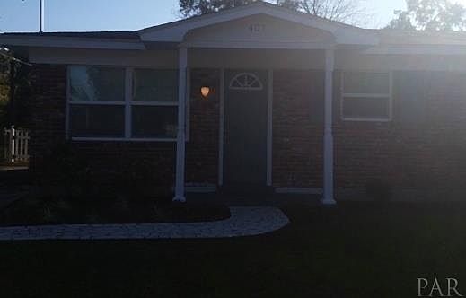 2nd image of 407 Ladybird Ln