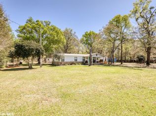 19288 Three Rivers Rd, Seminole, AL 36574