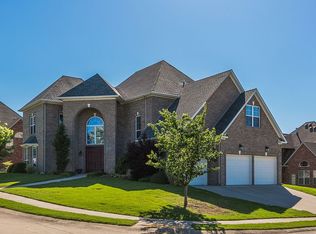 5062 Dover St, Springdale, AR 72764