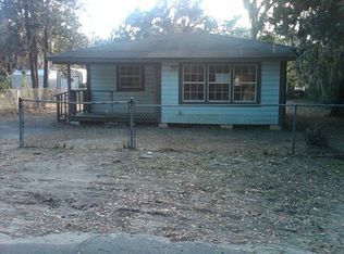 305 5th St W, Darien, GA 31305