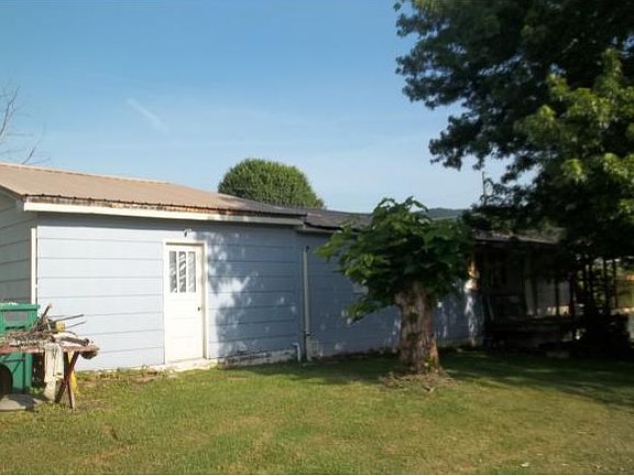 2nd image of 2309 Cranshaw Dr