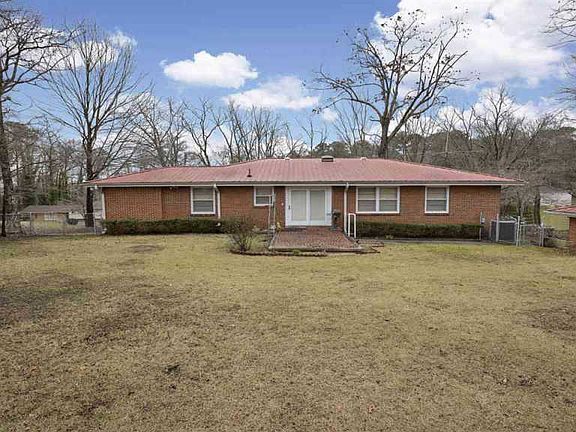 5th image of 941 Wildwood Dr