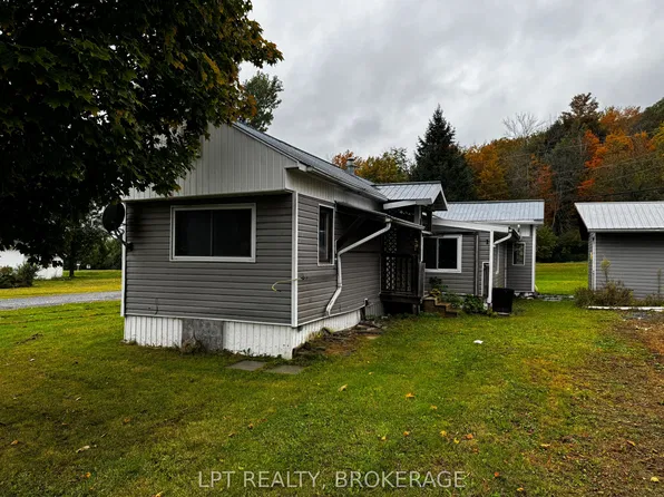 227 Big Hill Rd #1, Leeds And The Thousand Islands, ON K0H 2N0
