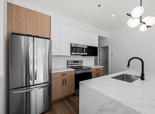 1439 W Fillmore St #311, Chicago, IL 60607