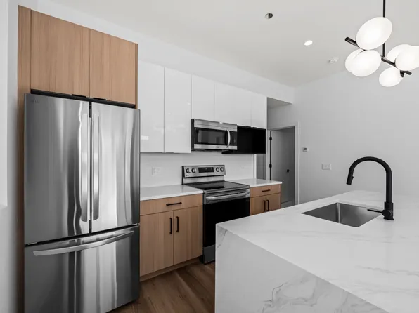 1435-40 W Fillmore St, Chicago, IL