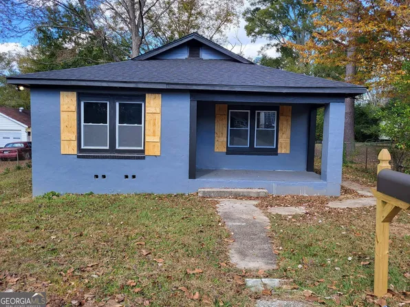214 S 15th St, Lanett, AL 36863