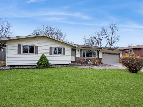 5317 82nd Ave N, Brooklyn Park, MN 55443