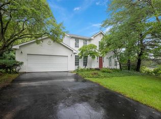 459 Country Ridge Dr, Saint Charles, MO 63304