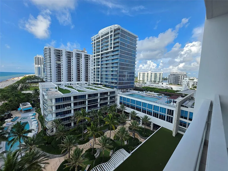 6801 Collins Ave #1020-1006 — Photo 17