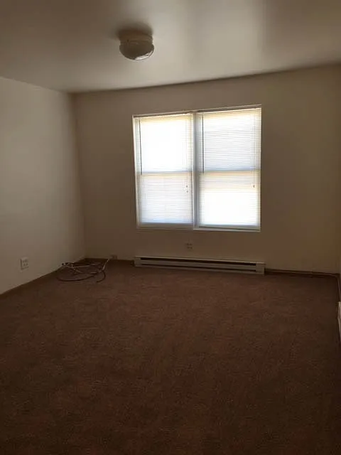 1 bed, 650 sqft, $975 — Photo 3