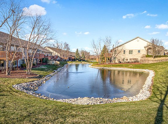 4th image of 16159 Hillcrest Cir