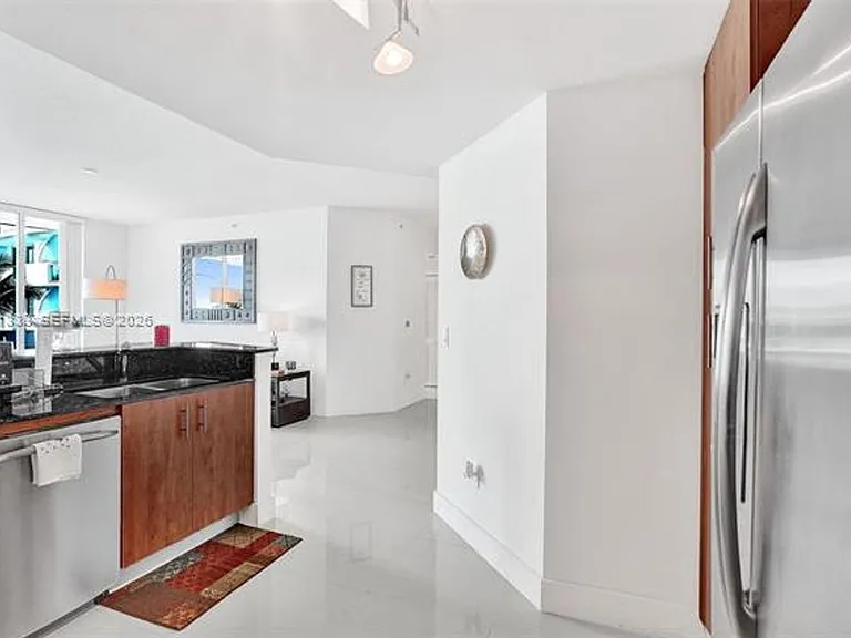 7900 Harbor Island Dr #704 — Photo 17