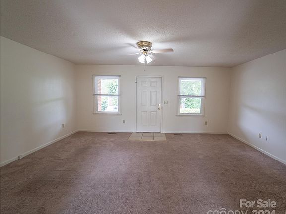 5th image of 50-54 Brookside Dr #64