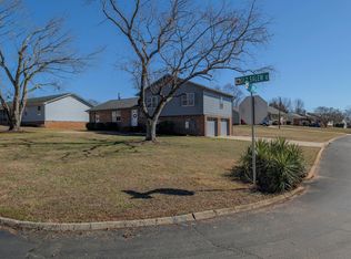 207 Old Salem Rd, Moore, SC 29369