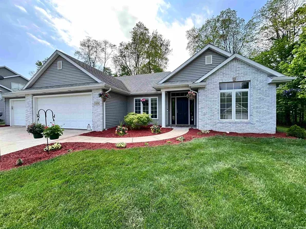 419 McIntosh Ave, Kendallville, IN 46755