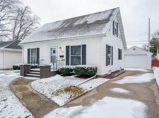 2124 N Clark St, Appleton, WI 54911